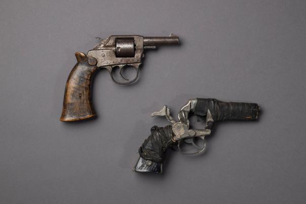 Guns given to Billy Graham from converted gang members